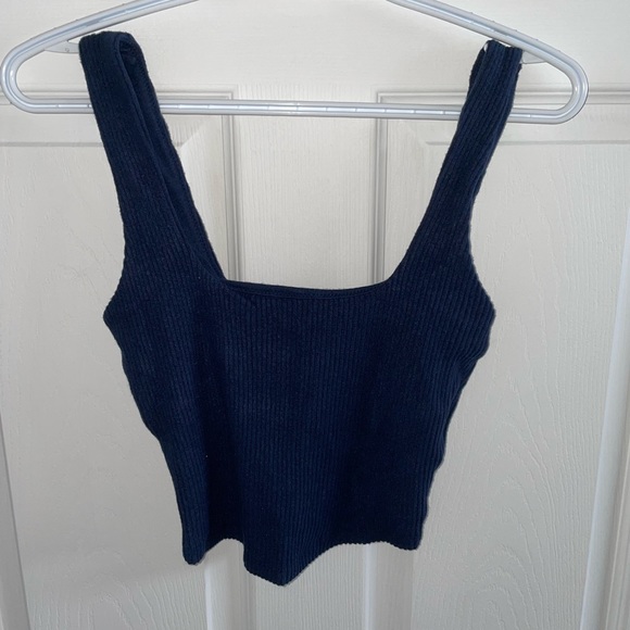 Abercrombie & Fitch Tops - Abercrombie cropped tank